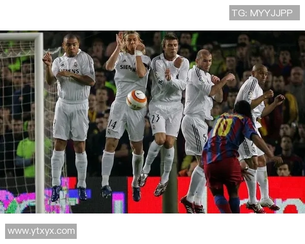 足球明星单挑赛精彩瞬间回顾让我们一起见证巅峰对决的魅力与激情