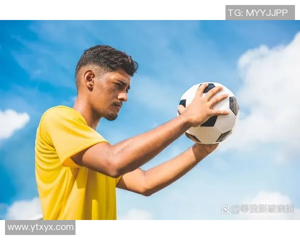 足球明星风采大揭秘精彩视频带你领略绿茵场上的传奇故事