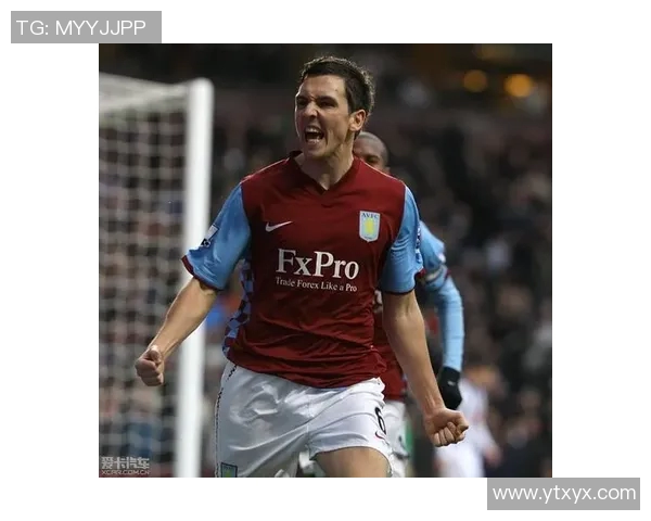 足球明星家中遭遇抢劫惊险瞬间曝光视频引发热议 足球明星家中遭遇抢劫惊险瞬间曝光视频引发热议