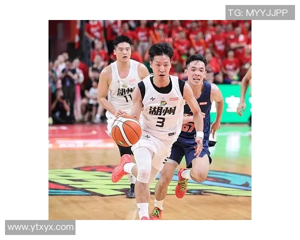 篮球明星团体篮球赛激情对决明星球员齐聚一堂展现篮球魅力与团队精神
